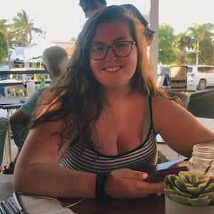 Meet your Posher, Hannah